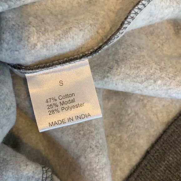 Love, Peace, & Lazy Days Gray fall sweatshirt NWT - Picture 13 of 14